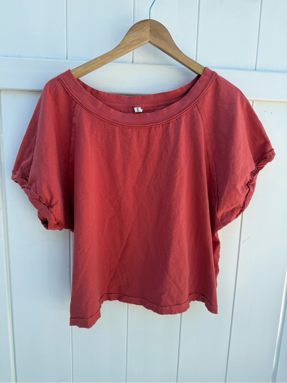 Women’s Relaxed Short Sleeve Top in Rust Red